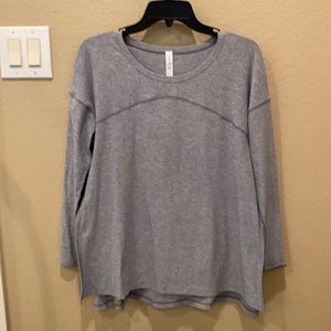 Lululemon long sleeve shirt